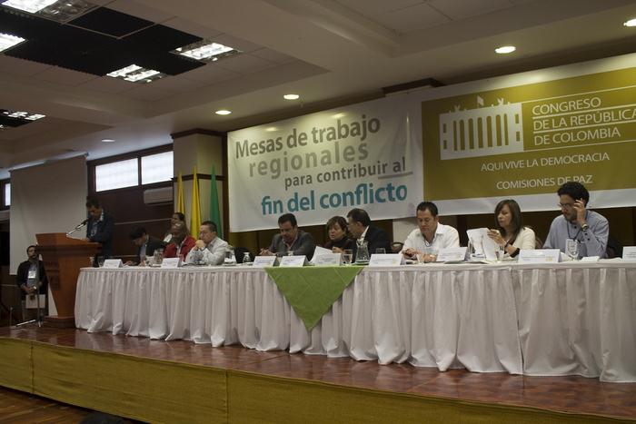 Mesas de trabajo regionales para contribuir al fin del conflicto.