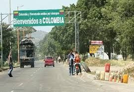 Venezuela cerrará su frontera con Colombia en la noche