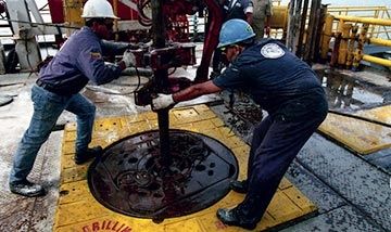 Industria petrolera  oculta enorme crisis laboral