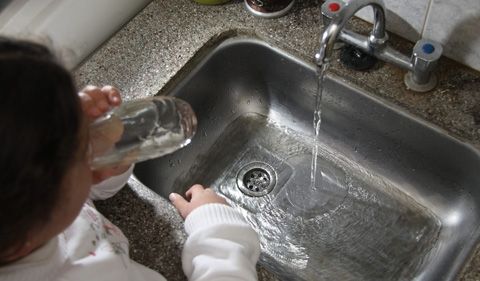 El uso racional del agua, una tarea que debe empezar desde la casa