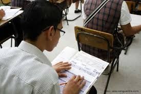 Gobierno anunció 10 mil becas para los mejores Saber 11 beneficiarios del Sisben