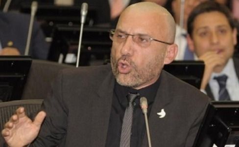 El Senador Roy Barreras le apuesta a la despenalizaciu00f3n total de las drogas que hoy son prohibidas.