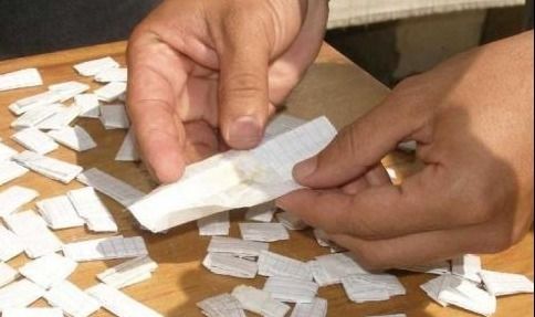 El Eju00e9rcito tambiu00e9n persigue a los expendedores de drogas alucinu00f3genas.