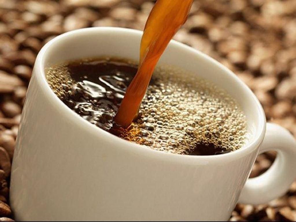 Cinco tazas de café al día reducen en más del 20% el riesgo cardiovascular