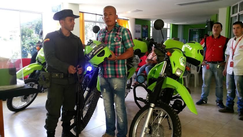 Estación de Policía Ricaurte, fue dotada de motocicletas.