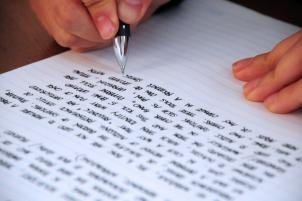 Qué hacer con los escolares y universitarios que no saben redactar