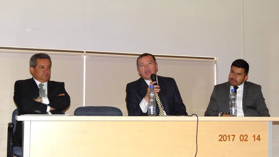 De izquierda a derecha. Julio Insuasty- Contralor Auxiliar, Enrique Rosero -Contralor Departamental y Mario Cepeda Bravo- Director Técnico.