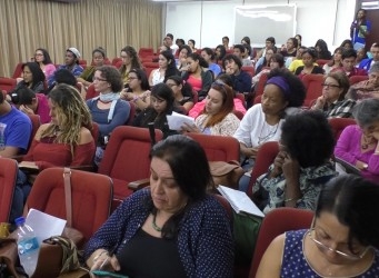 Foro “Mujer: Derechos, Construcción de Paz y Lucha Social”