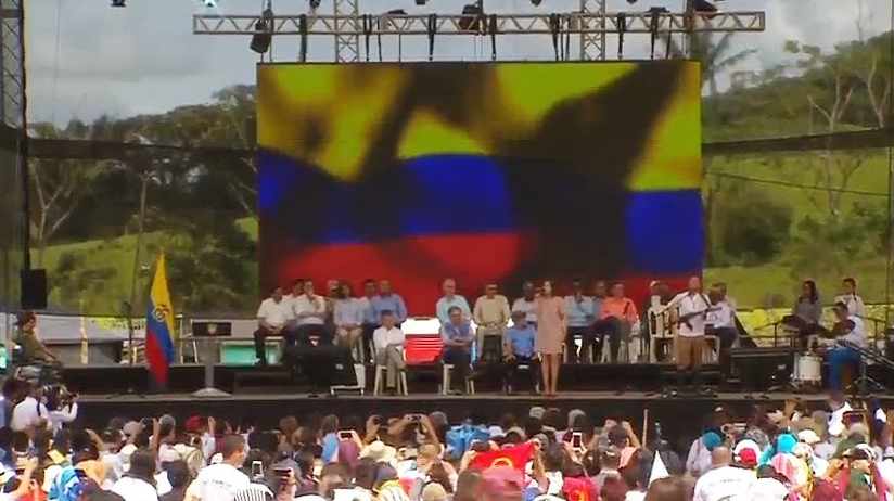 Ver a las Farc sin armas, valió la pena ser presidente de Colombia: Santos