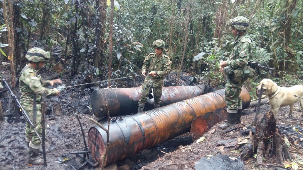 En Nariño, ejército destruyó 3 refinerías ilegales