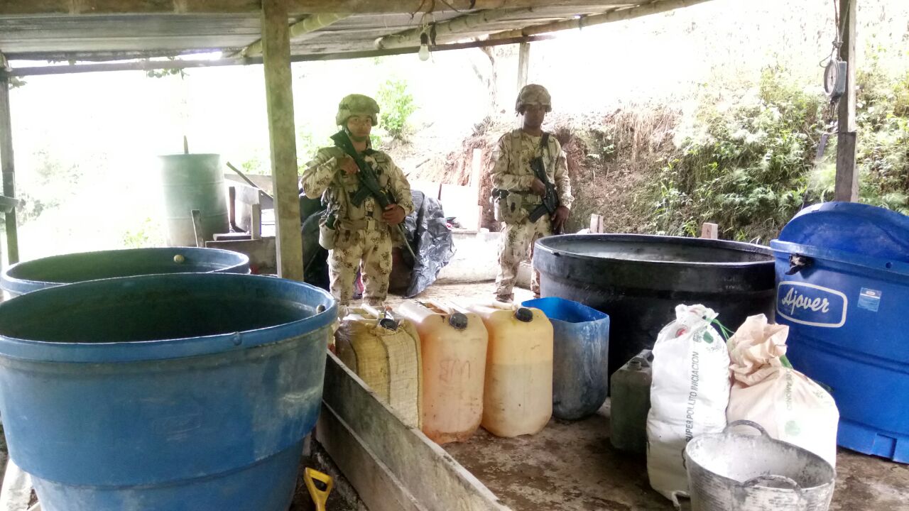 En Nariño: destruidos dos laboratorios y un depósito ilegal