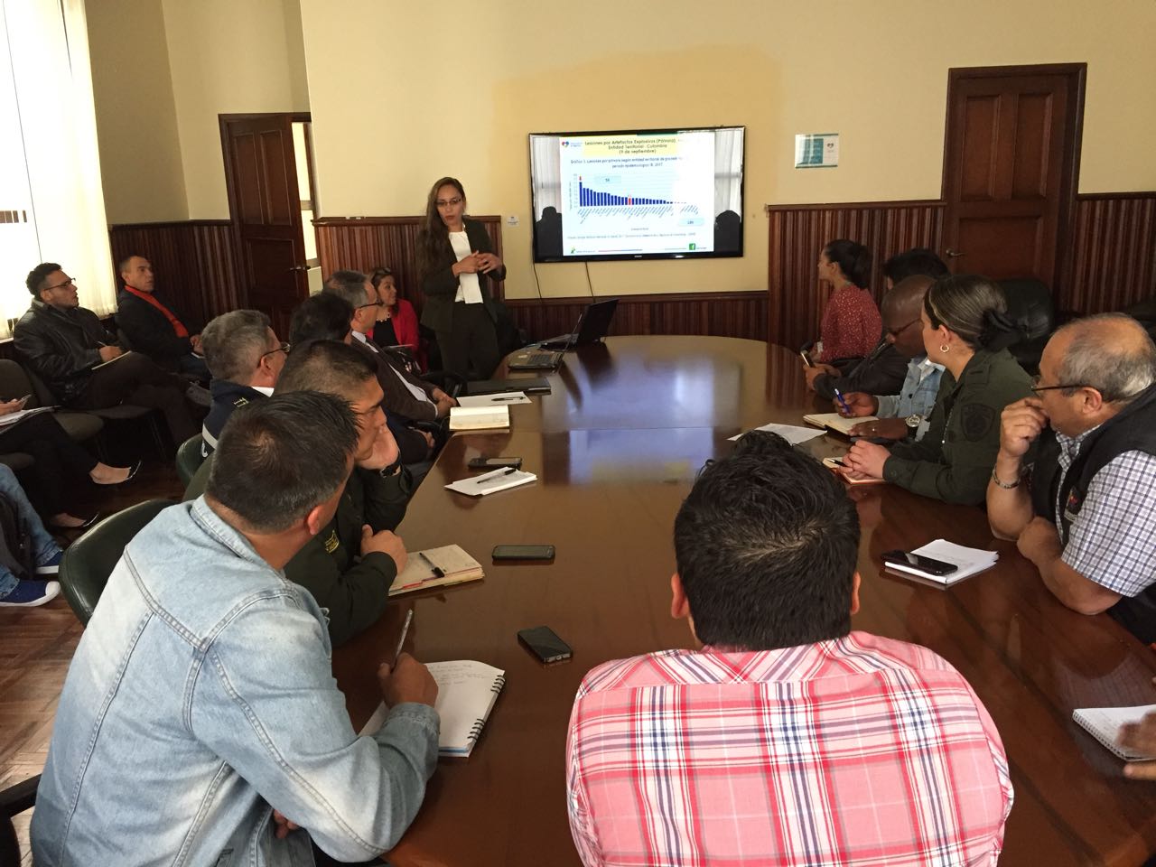 Autoridades hacen un llamado a los municipios para fortalecer la estrategia “Ilumina la vida, vívela sin pólvora”