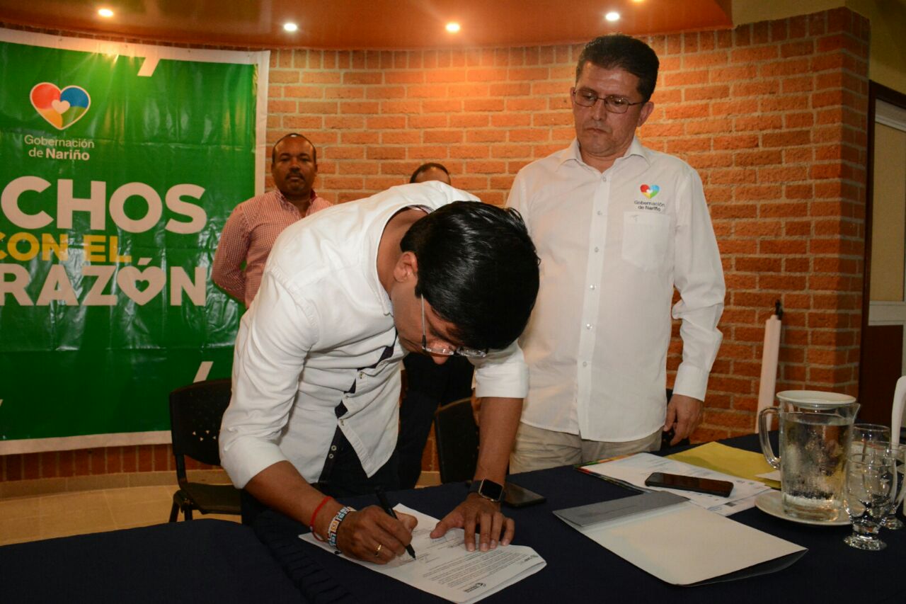 Gobernador firmó prórroga para ampliación por 2 años del Contrato Plan Nariño