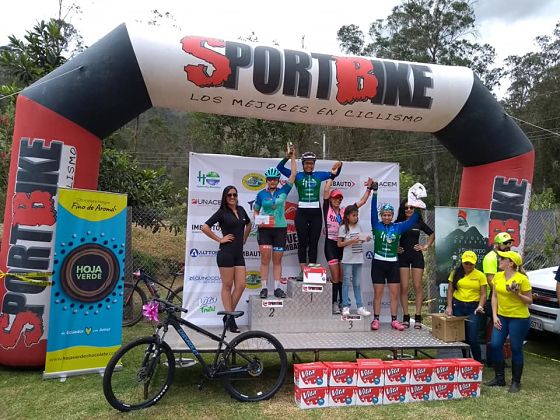 Pastusa ganó premio internacional de ciclismo de montaña