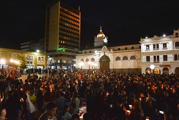 A los caminantes de la esperanza en Colombia