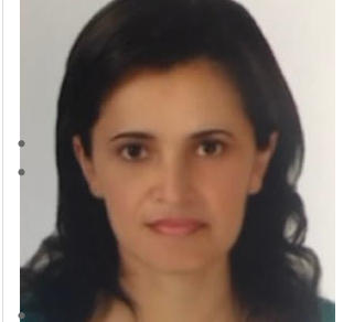 Docente universitaria, Claudia Salazar González, es El Personaje 10.