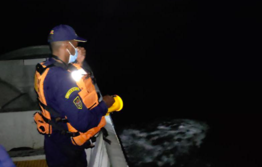 35 personas fueron rescatadas con vida por la comunidad debido a naufragio en Tumaco