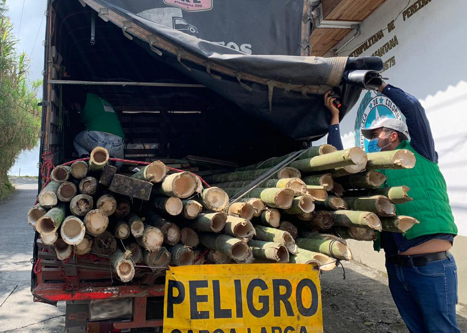 Conductor detenido por transportar de manera ilegal Guaduas
