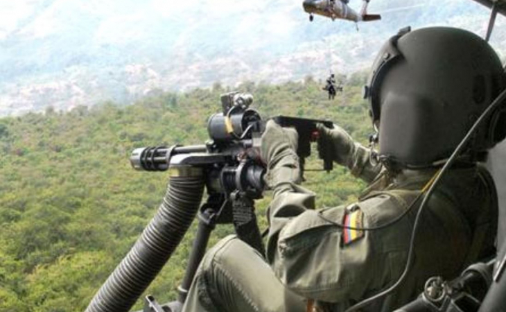 Denuncian que varios menores murieron en bombardeo del Ejército en el municipio Calamar, Guaviare.