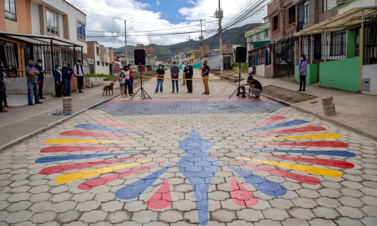 Inauguran pavimentación de vía en el barrio Nueva Aranda Comfamiliar de Pasto