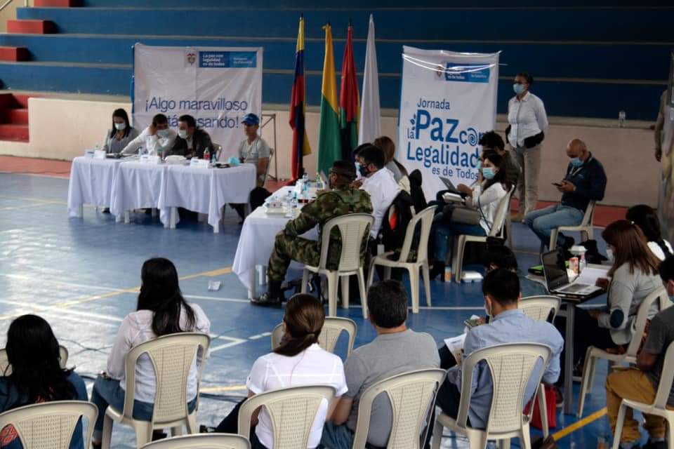 En Samaniego se firmó convenio para la construcción de Estadio y ‘Centro Sacudete’, para la comunidad