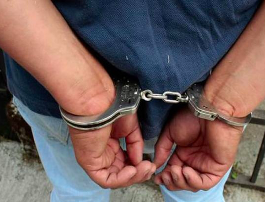Fallo condenatorio contra hombre que atacó con un hacha a su compañera sentimental