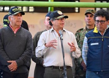 “Construiremos una doble calzada para los pobres”: presidente Petro ante cierre de la Panamericana