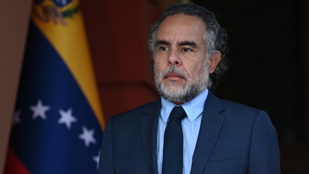 Armando Benedetti será investigado por compra de votos.