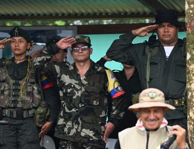 Grupos armados estarían ofreciendo dinero a cambio de muerte de policías