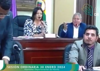 “Gobernador molesto que no soporta la deliberación pública y limita el derecho a la oposición”: Zambrano