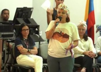 Senadora Padilla llama a la Ministra de Agricultura a evitar discursos cargados de odio y segregación