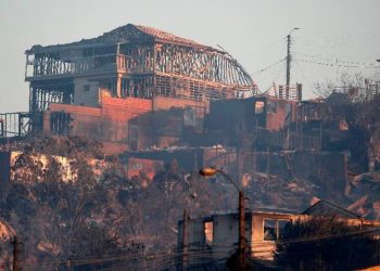 Bomberos declaran el fin de la emergencia forestal tras devastadores incendios en Chile