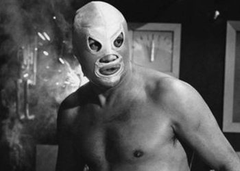 El hijo del santo recuerda al enmascarado de plata