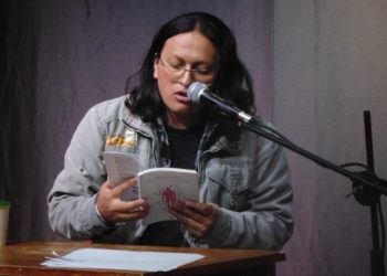 Manuel Tautas y su nuevo libro “Más allá de la sangre” una mirada poética a la identidad de Catambuco