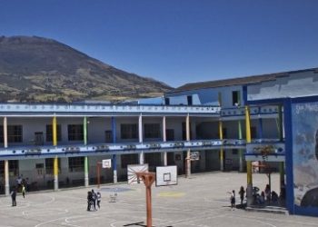 Padres de familia del Colegio Champagnat exigen acciones contra el consumo de sustancias psicoactivas