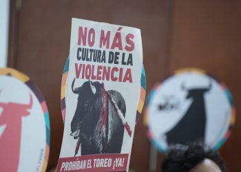 Suspenden debate sobre prohibición de corridas de toros en Colombia