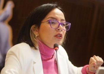 Petro le incumplió al magisterio: Jennifer Pedraza