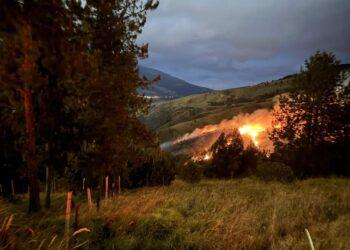 Crisis por incendios forestales en Pasto: se establece recompensa para identificar quienes los causan