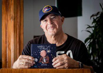 Hacen lanzamiento del libro infantil de “Alberto y las Estrellas”, inspirado en la historia del astrónomo pastuso Alberto Quijano Vodniza