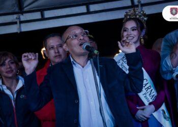 Con la apertura de la Senda de Luz en el Parque Nariño, inició el alumbrado navideño en Pasto