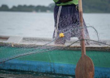 Pescadores de Tumaco tejen una red de medidas para afrontar efecto del cambio climático