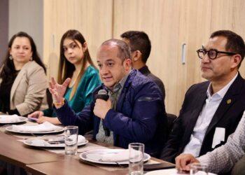 Renuncia el Viceministro de Transporte Eduardo Enríquez Caicedo: aspirará al Senado
