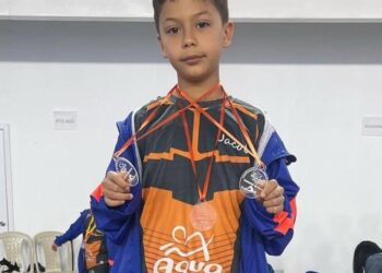 Juan Jacobo de la Cruz Patiño, promesa de la natación a nivel nacional, es El Personaje 10.