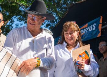 Exministra Buitrago critica “decretazo” de Petro y advierte ruptura constitucional