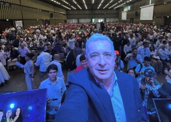 Álvaro Uribe Vélez es declarado culpable por soborno y fraude procesal