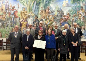 Reconocimiento a la obra académica y literaria de Cecilia Caicedo Jurado