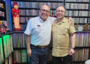 José Arteaga, investigador pastuso de la música latina, invitado en la feria de Cali