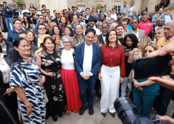 Iván Cepeda y Carolina Corcho reportaron más de $2.300 millones en gastos de campaña durante consulta del Pacto Histórico