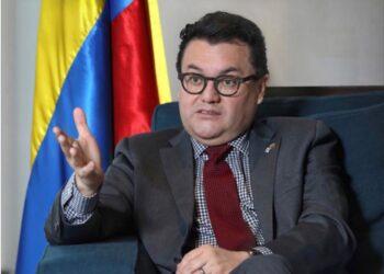 Un nariñense aparece en el equipo de empalme de Abelardo: Juan Carlos Caiza estará en Relaciones Exteriores