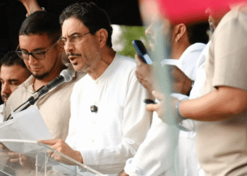 Iván Cepeda y el peligro de la desobediencia institucional